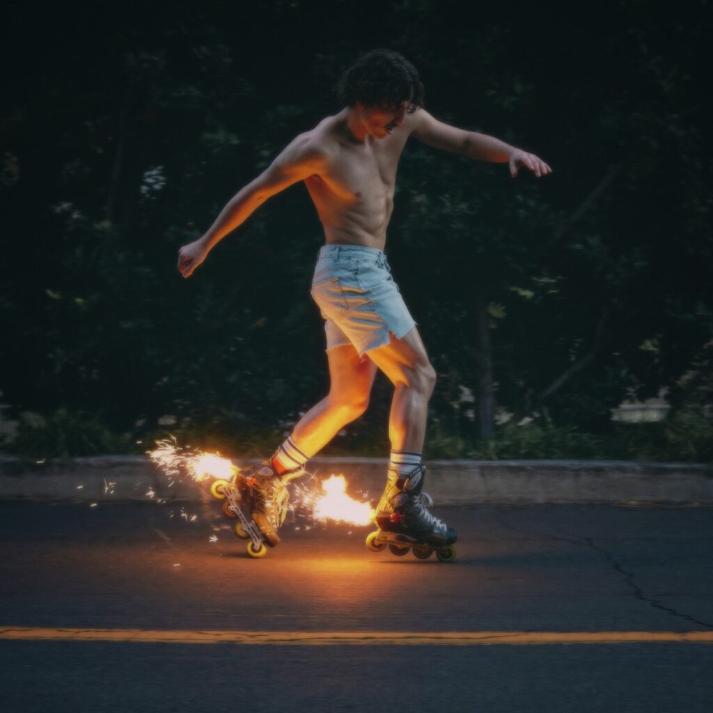 Benson Boone, Fireworks & Rollerblades [📷: Night Street / Warner]