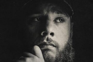 Luke Combs, The Way I Am [📷: Seven Ridges Records, LLC / Sony Music Entertainment]