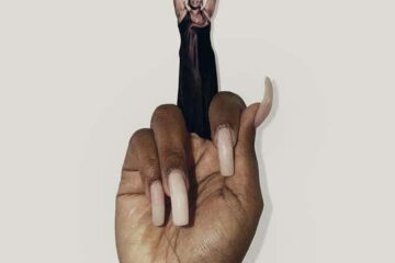 Lizzo, BITCH [📷: Nice Life Recording Company / Atlantic Recording Corporation]